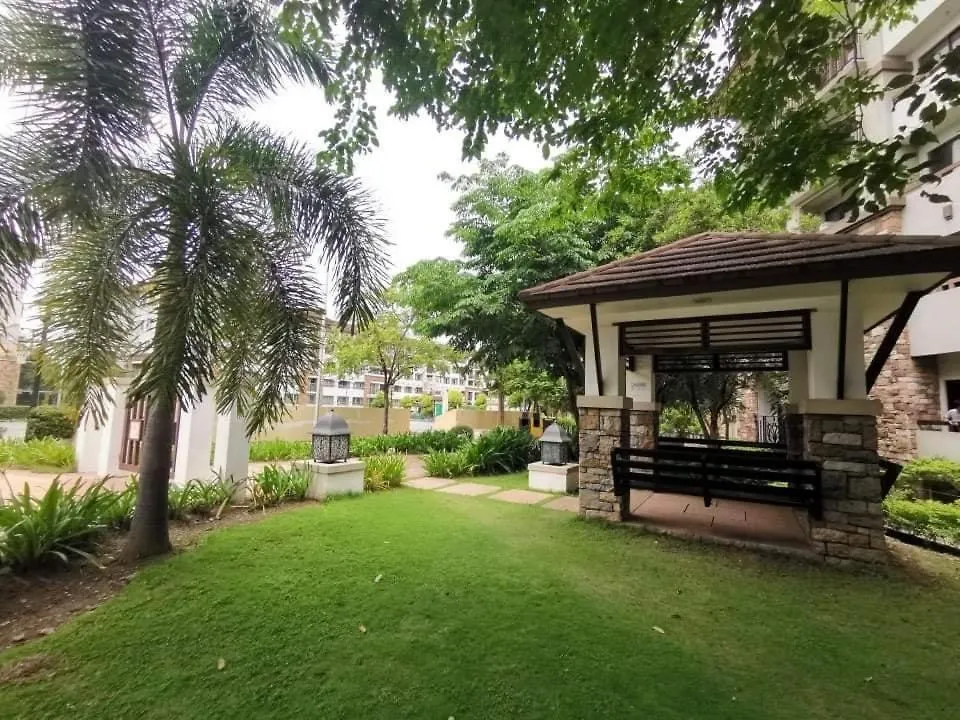 2Br Condo Free Pool With Wifi Near Mall In Davao City