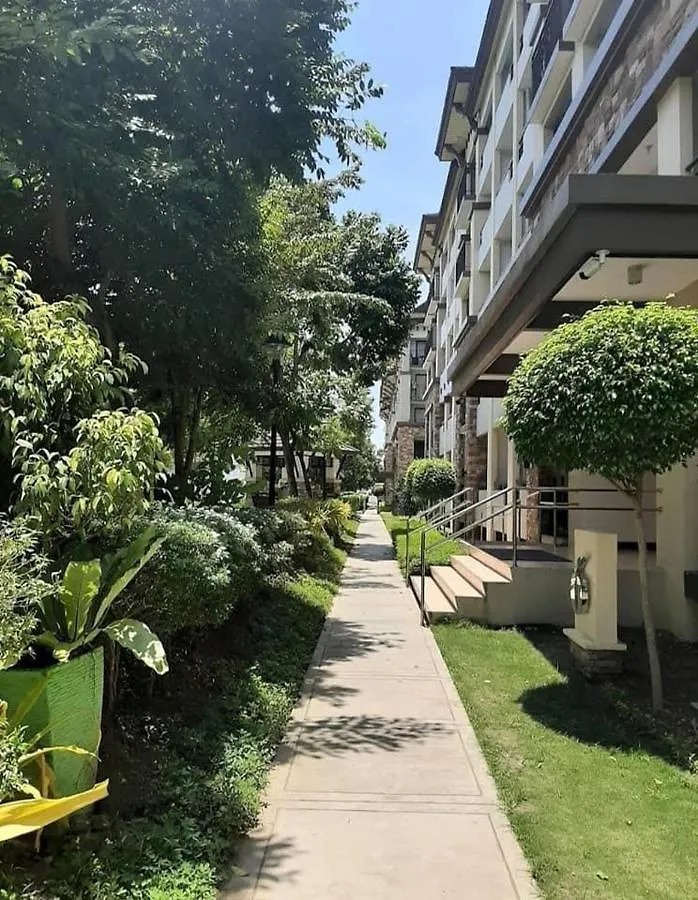 2Br Condo Free Pool With Wifi Near Mall In Davao City