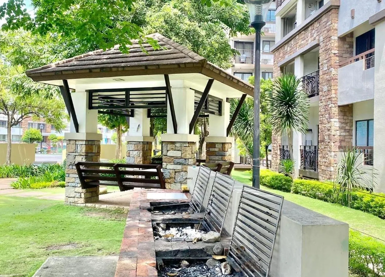 Apartamento 2Br Condo Free Pool With Wifi Near Mall In Davao City