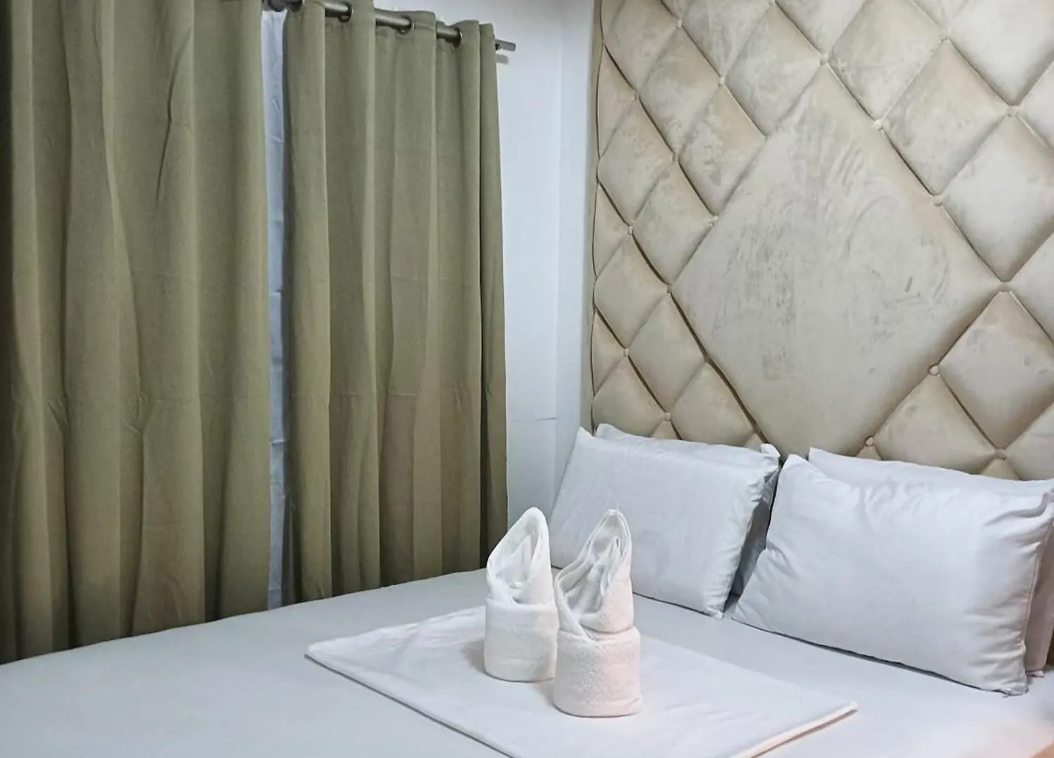 2Br Condo Free Pool With Wifi Near Mall In Davao City 0*,