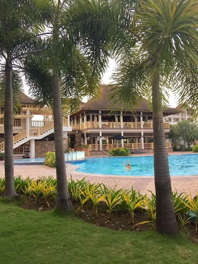 2Br Condo Free Pool With Wifi Near Mall In Davao City Apartment